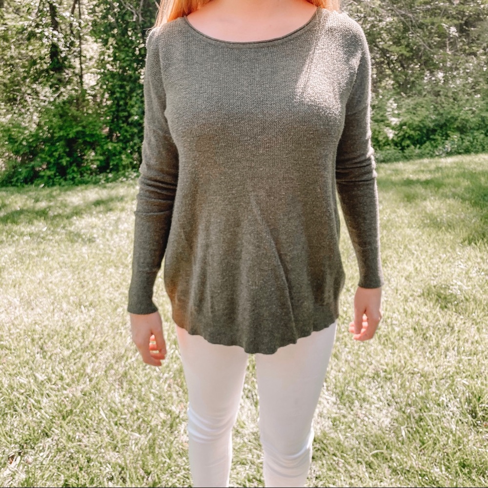 Sweater - Picture 3 of 3